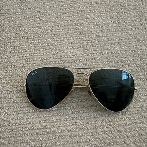 Vintage Ray Ban Aviator - Green Lenses